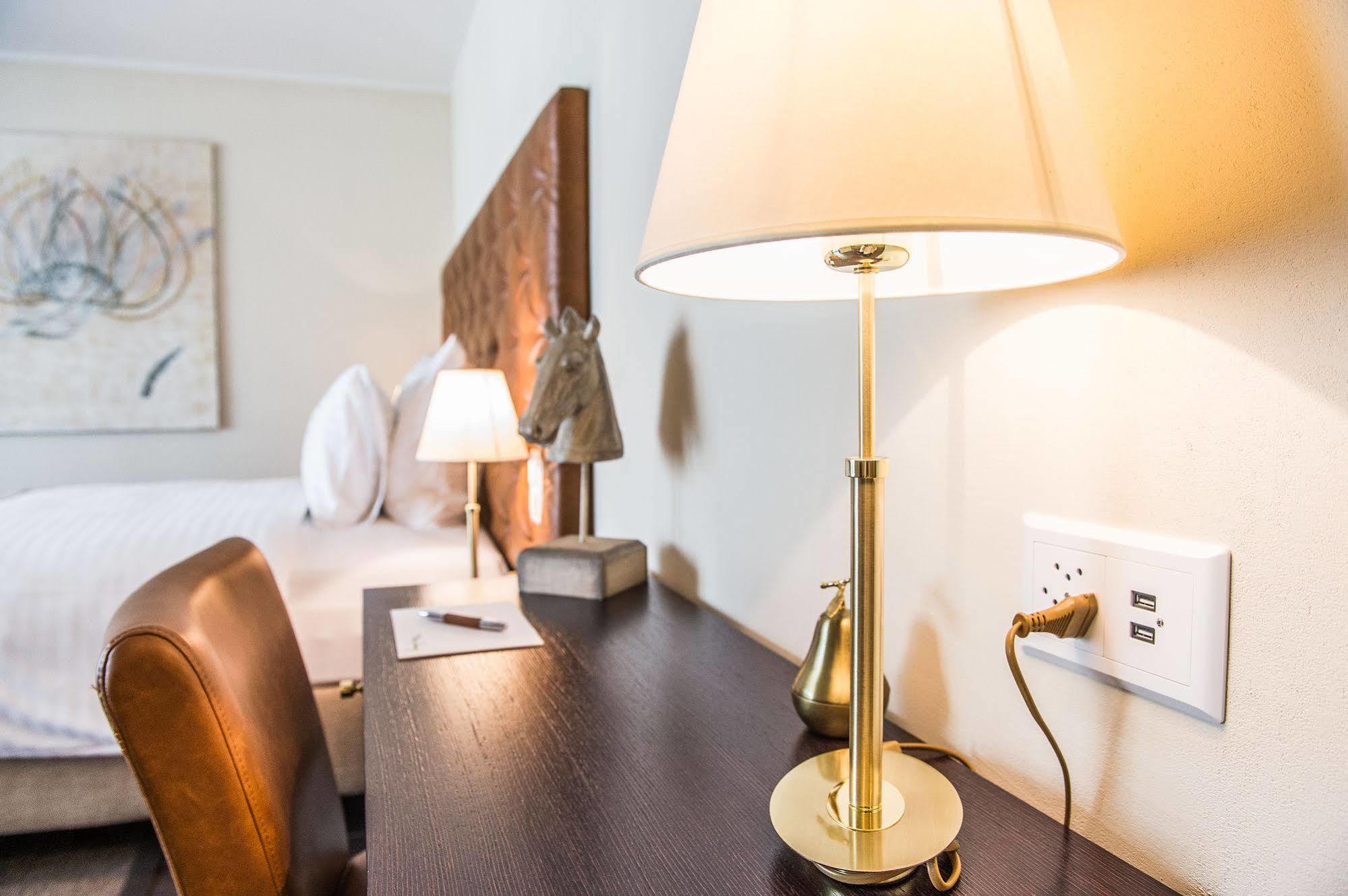 Hotel My Way Zuerich ヴァリゼレン エクステリア 写真