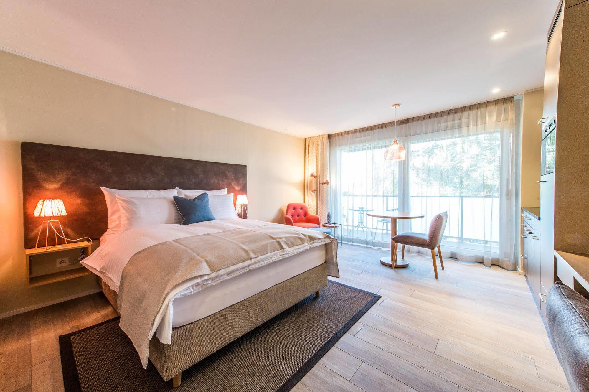 Hotel My Way Zuerich ヴァリゼレン エクステリア 写真