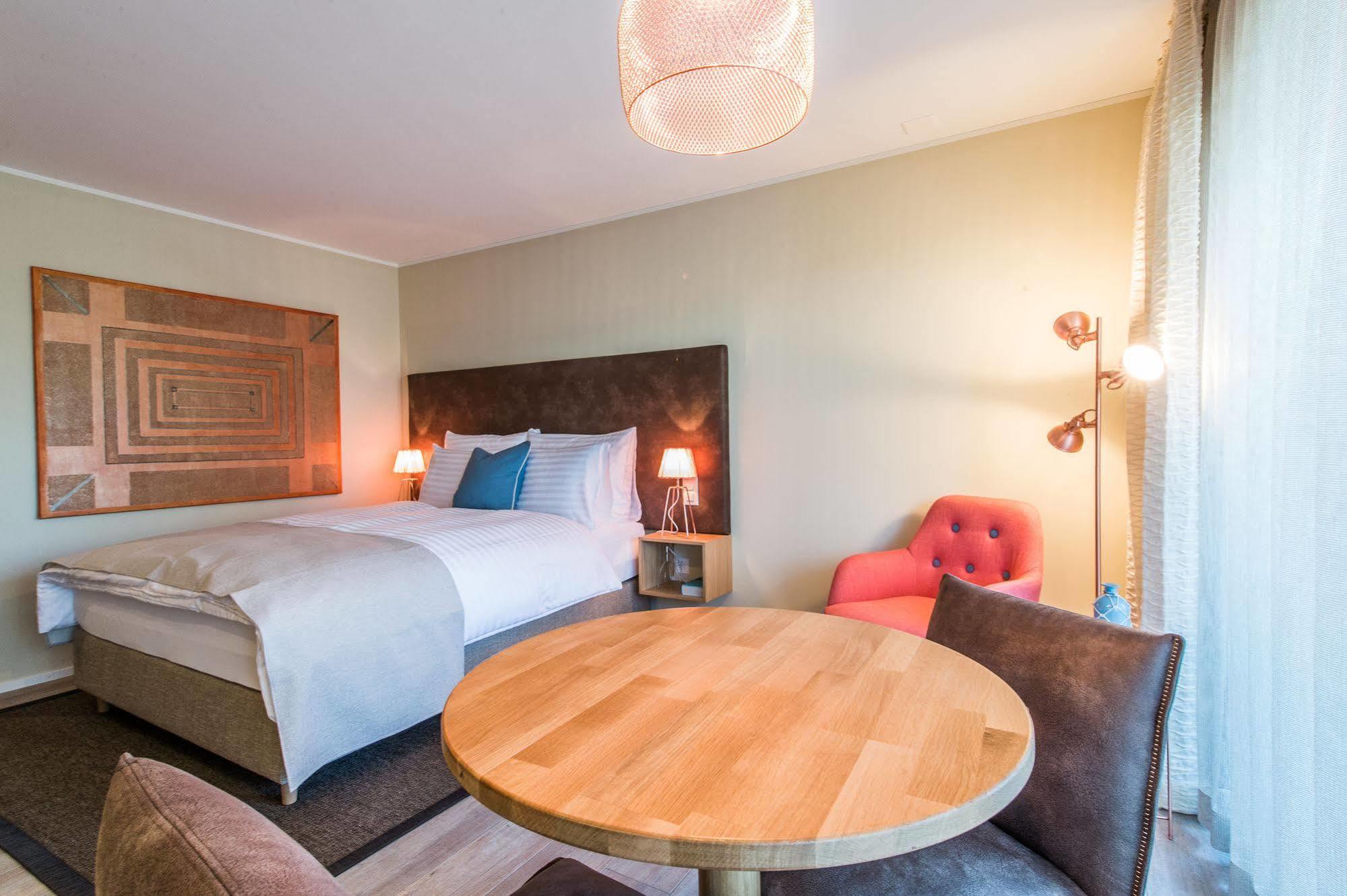 Hotel My Way Zuerich ヴァリゼレン エクステリア 写真